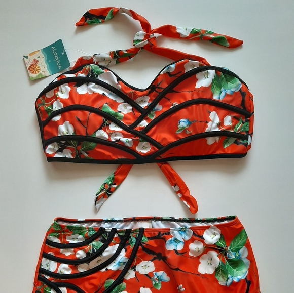 NWT! Sexy Floral Swimsuit Bikini Bathing Suit - Picture 2 of 7